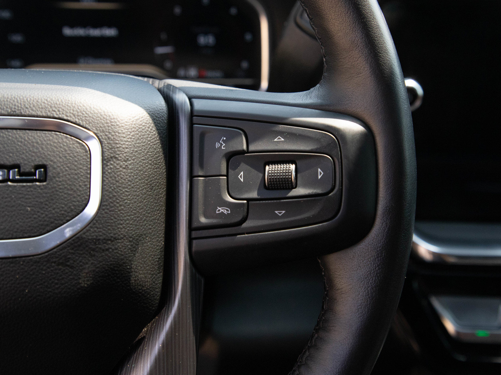 Used 2024 GMC Sierra 3500 Denali Ultimate AWD/4WD image 28