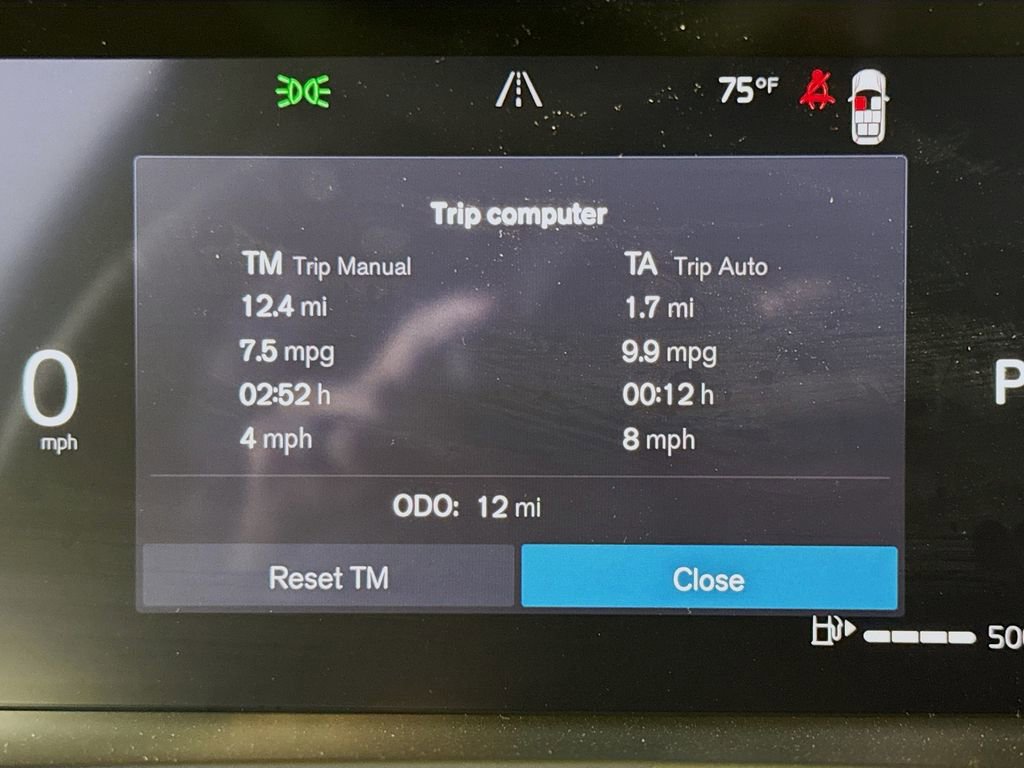 New 2026 Volvo XC90 B6 Plus w/ Protection Package Premier image 12