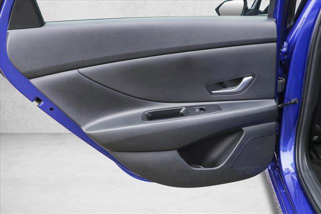 Certified 2024 Hyundai Elantra SEL image 22