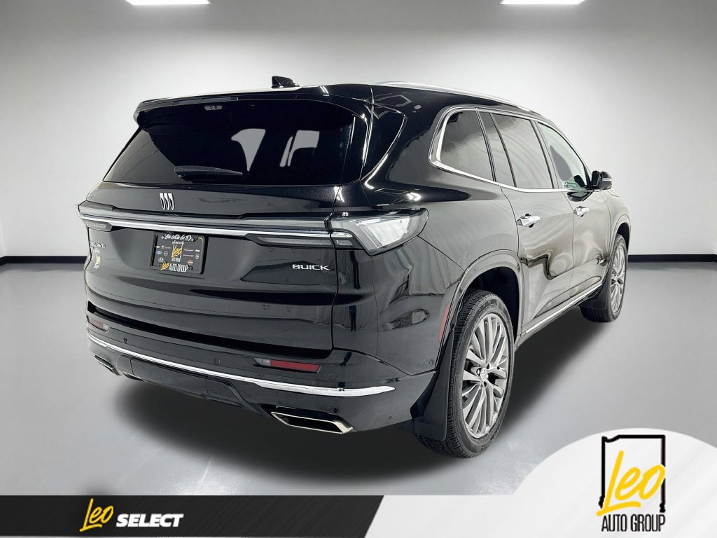 Used 2025 Buick Enclave Avenir w/ Super Cruise Package AWD/4WD image 8