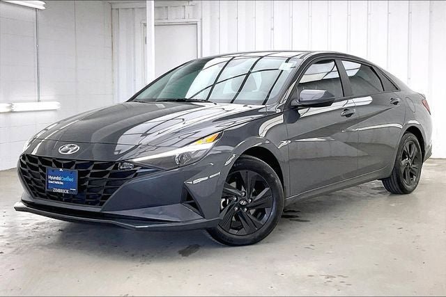 Certified 2023 Hyundai Elantra SEL image 2