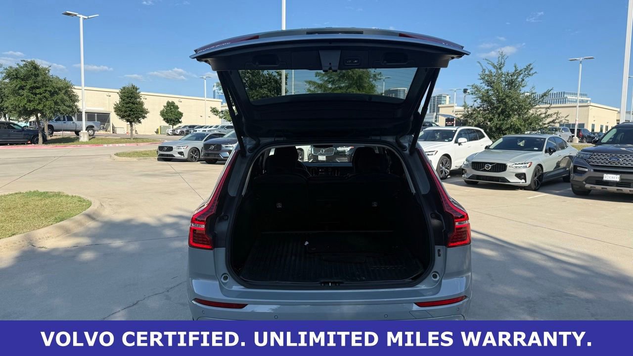 Certified 2024 Volvo XC60 B5 Plus w/ Climate Package AWD/4WD image 7