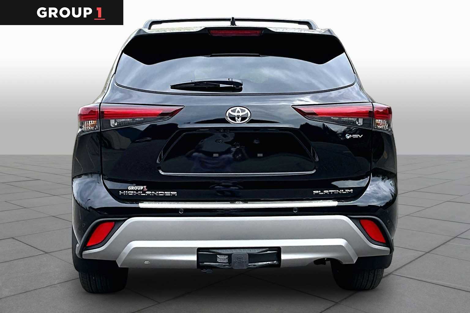 Certified 2026 Toyota Highlander Platinum AWD/4WD image 5