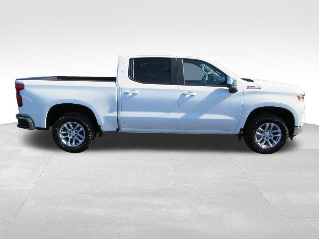 New 2026 Chevrolet Silverado 1500 LT w/ Z71 Off-Road Package AWD/4WD image 7