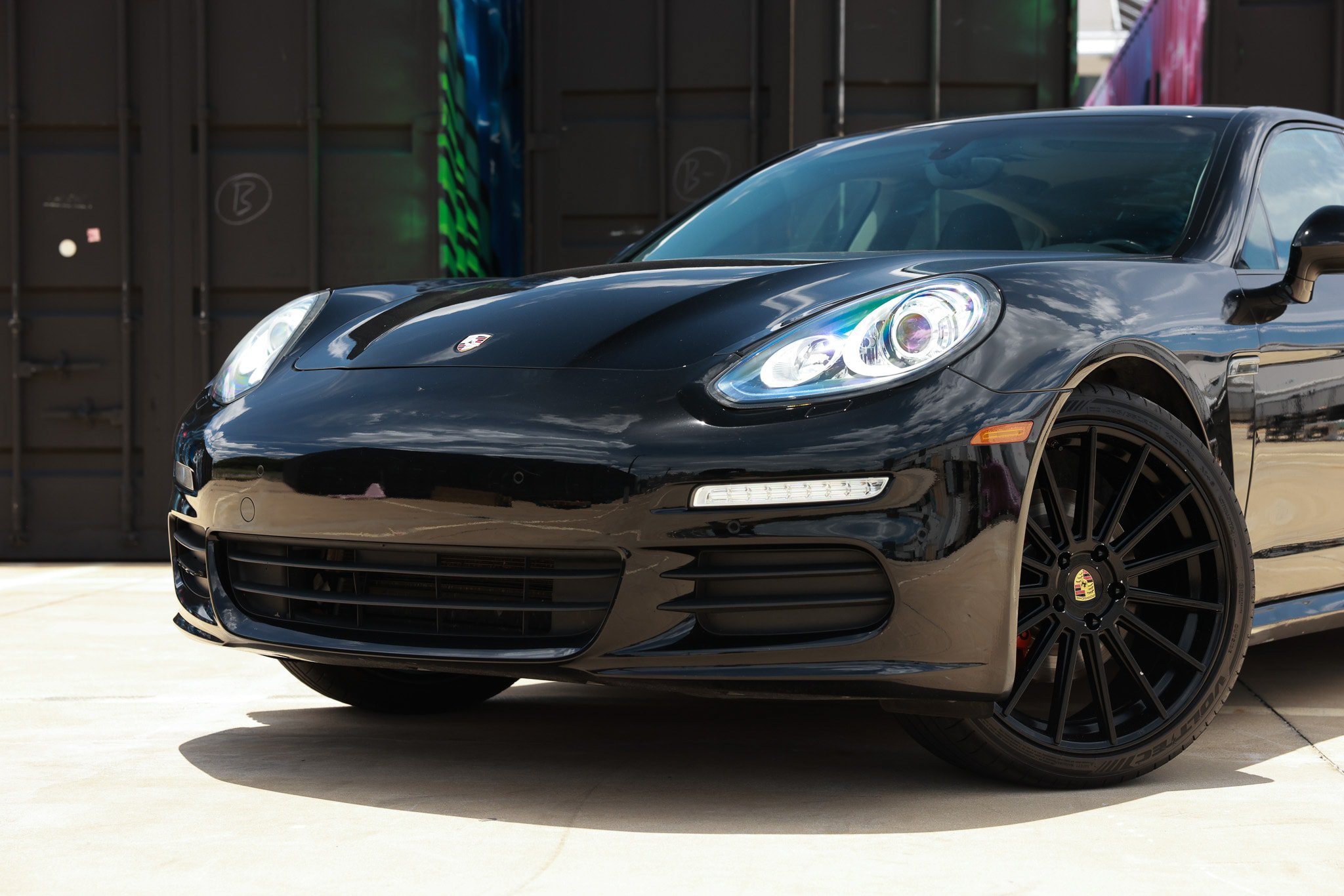 Used 2014 Porsche Panamera RWD image 35