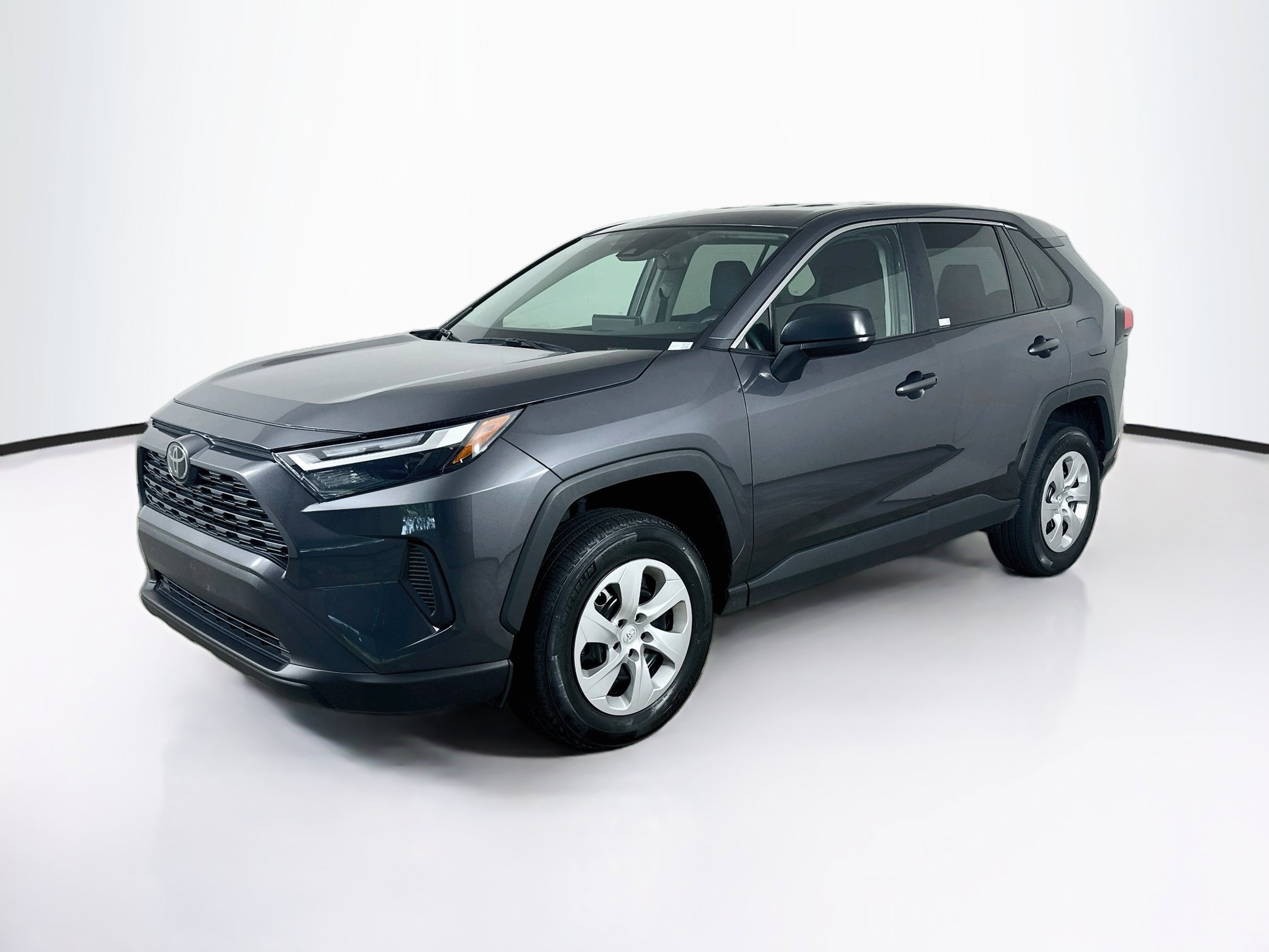 Used 2025 Toyota RAV4 LE FWD image 3