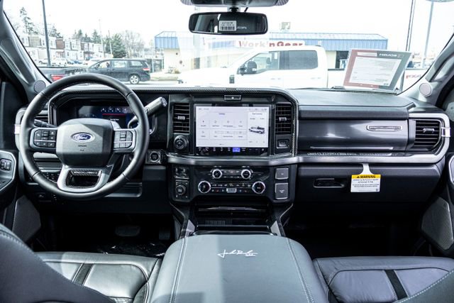 New 2026 Ford F250 Lariat w/ Black Appearance Package image 7