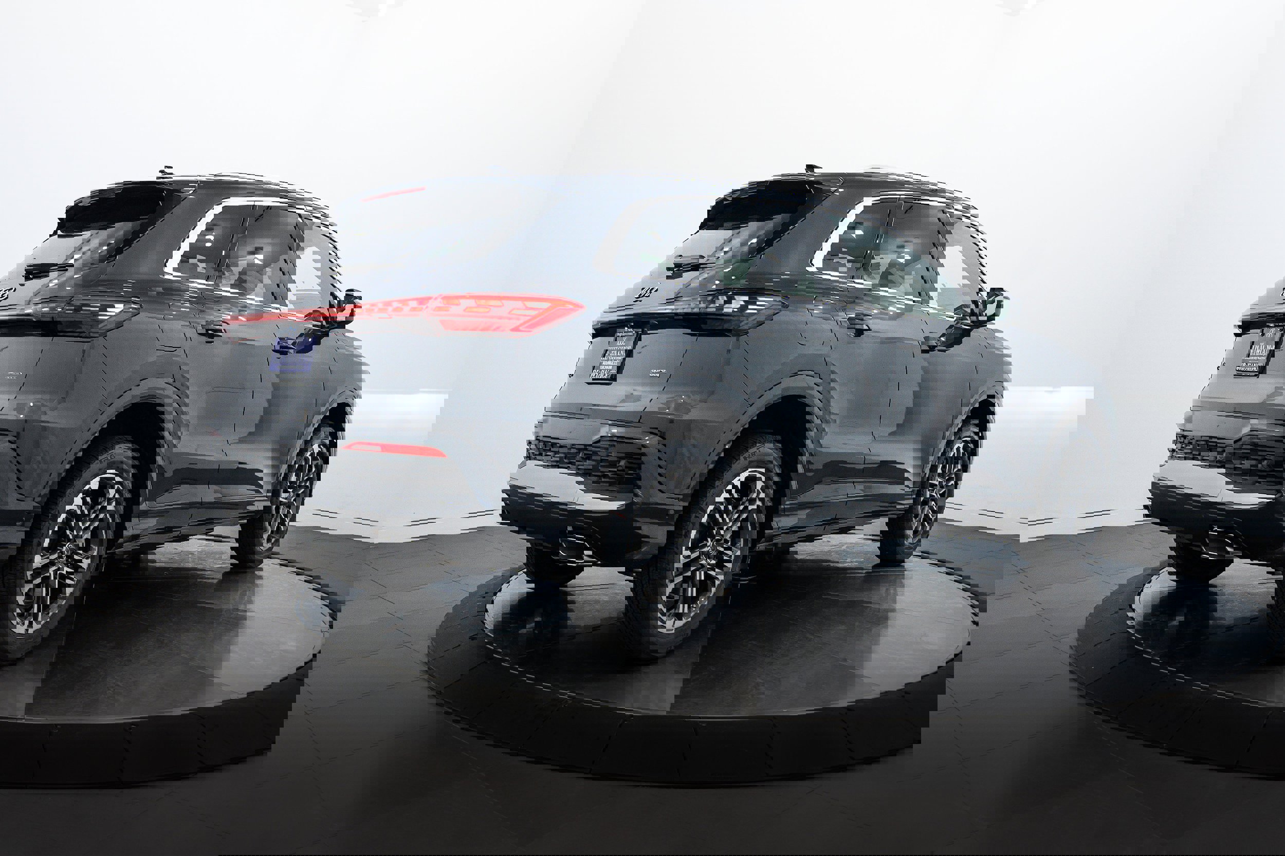 New 2025 Audi Q5 Premium image 4