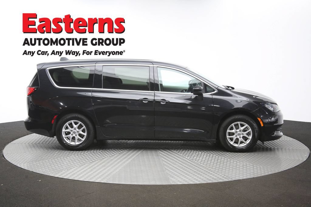Used 2024 Chrysler Voyager LX FWD image 46
