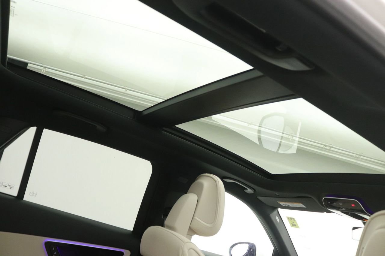 New 2026 Mercedes-Benz GLC 300 image 15