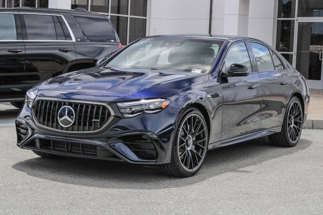 Used 2025 Mercedes-Benz E 53 AMG e 4MATIC Sedan image 3