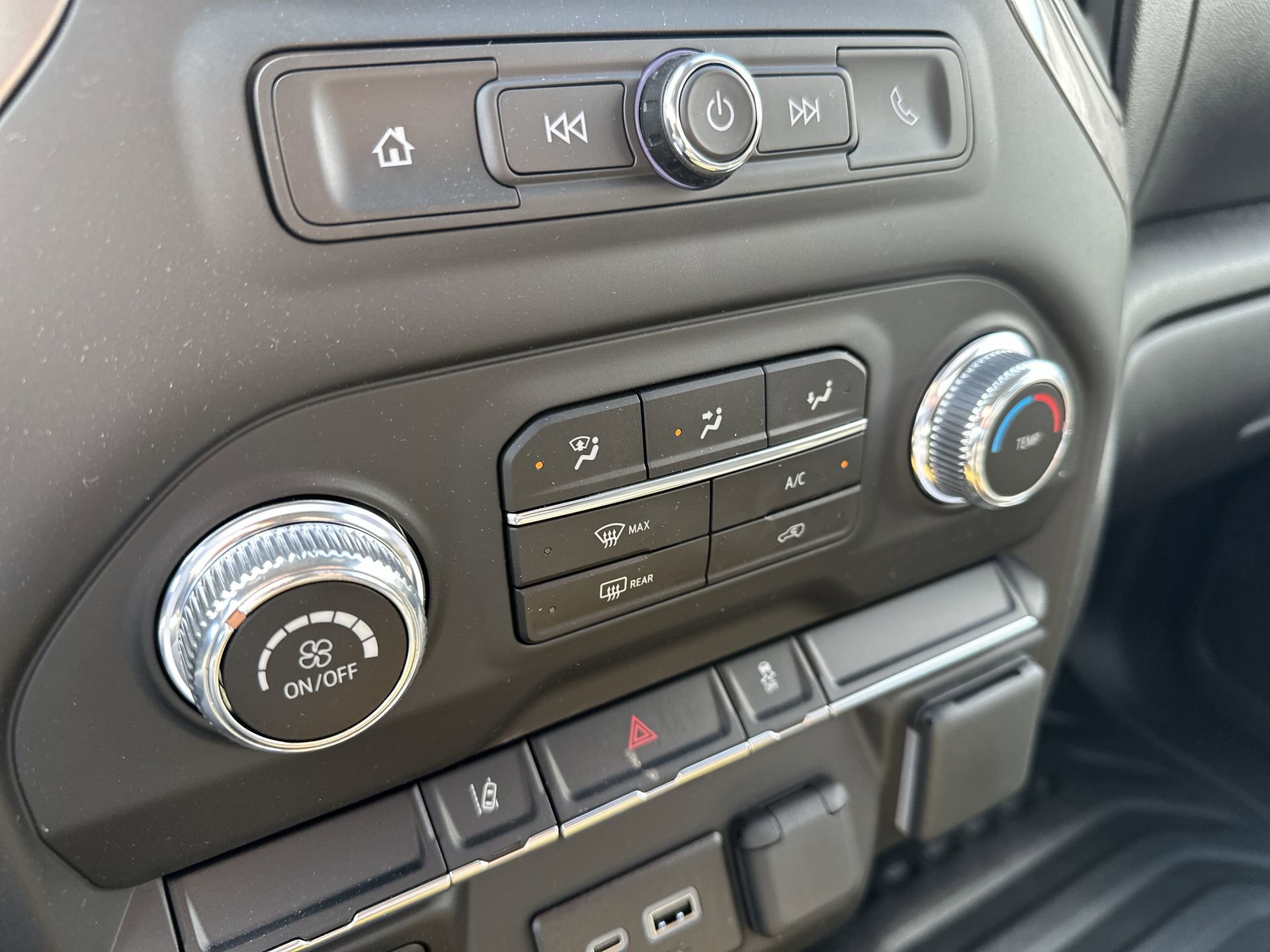 New 2026 GMC Sierra 3500 Pro w/ Convenience Package image 18