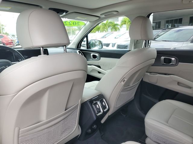 Certified 2023 Kia Sorento SX image 9