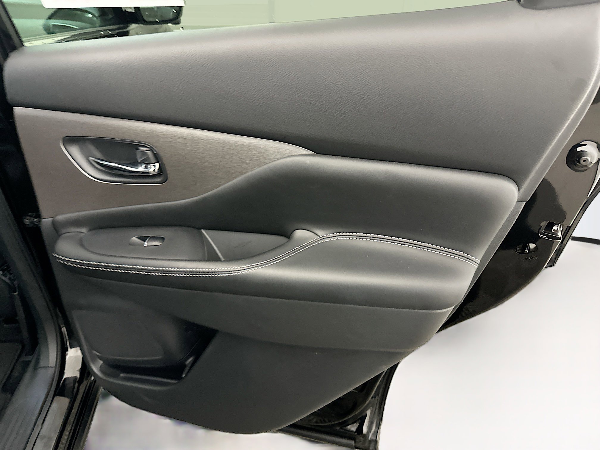 Used 2023 Nissan Murano SL w/ SL Moonroof Package AWD/4WD image 33