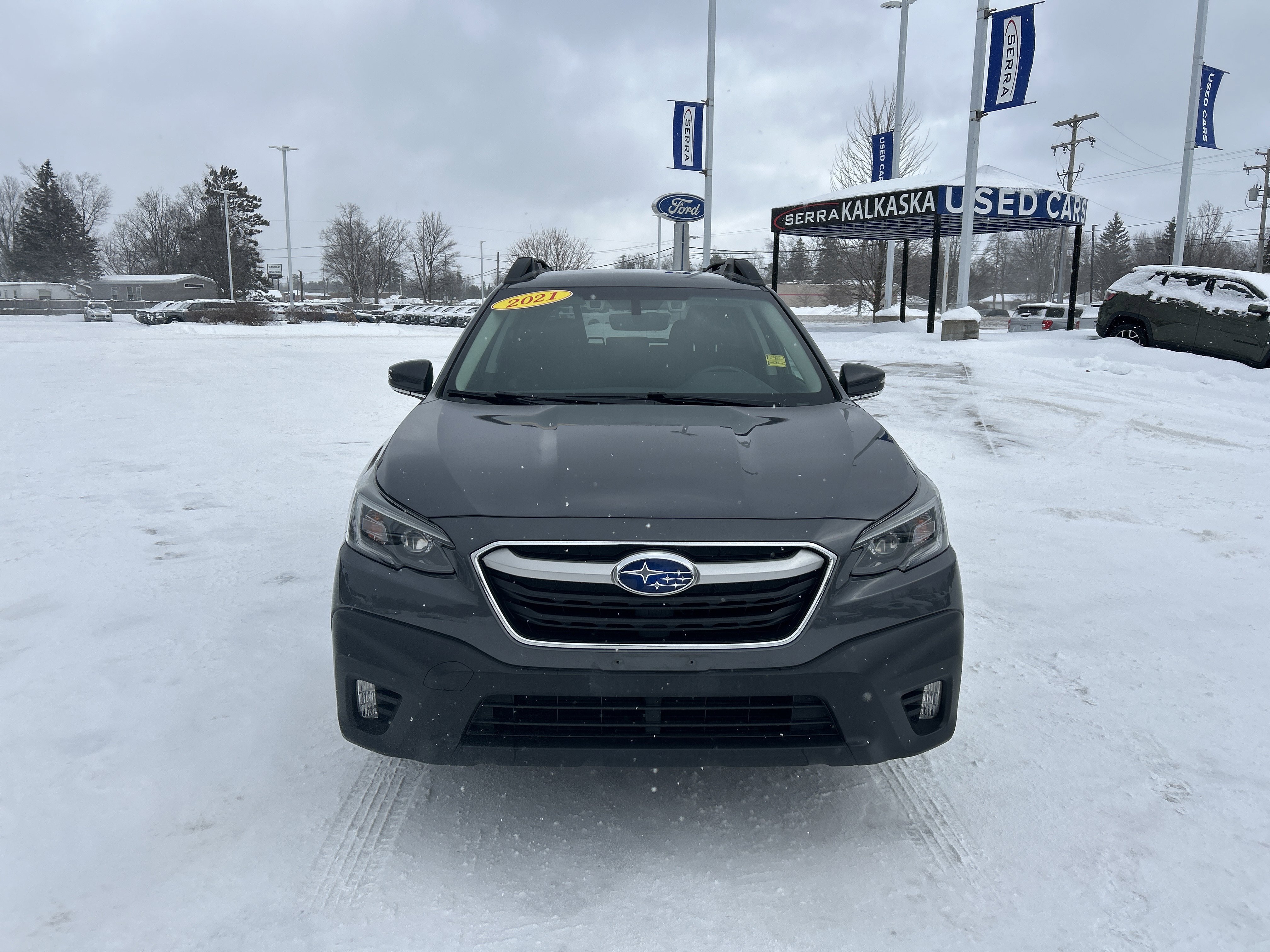 Used 2021 Subaru Outback Premium image 9