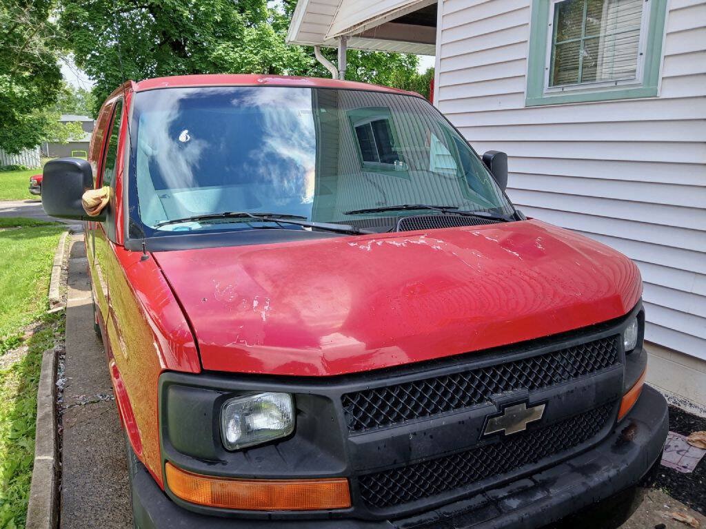 Used 2014 Chevrolet Express 3500 RWD image 1