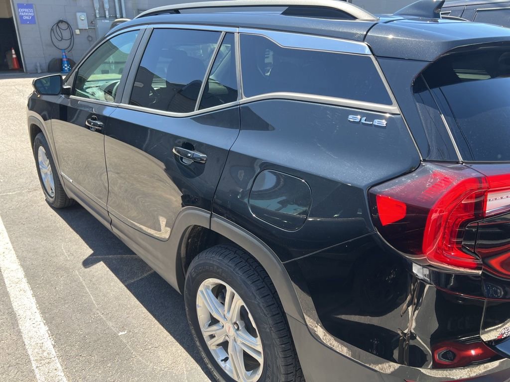 Used 2022 GMC Terrain SLE w/ Driver Convenience Package AWD/4WD image 7