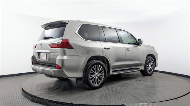 Used 2018 Lexus LX 570 4WD image 8