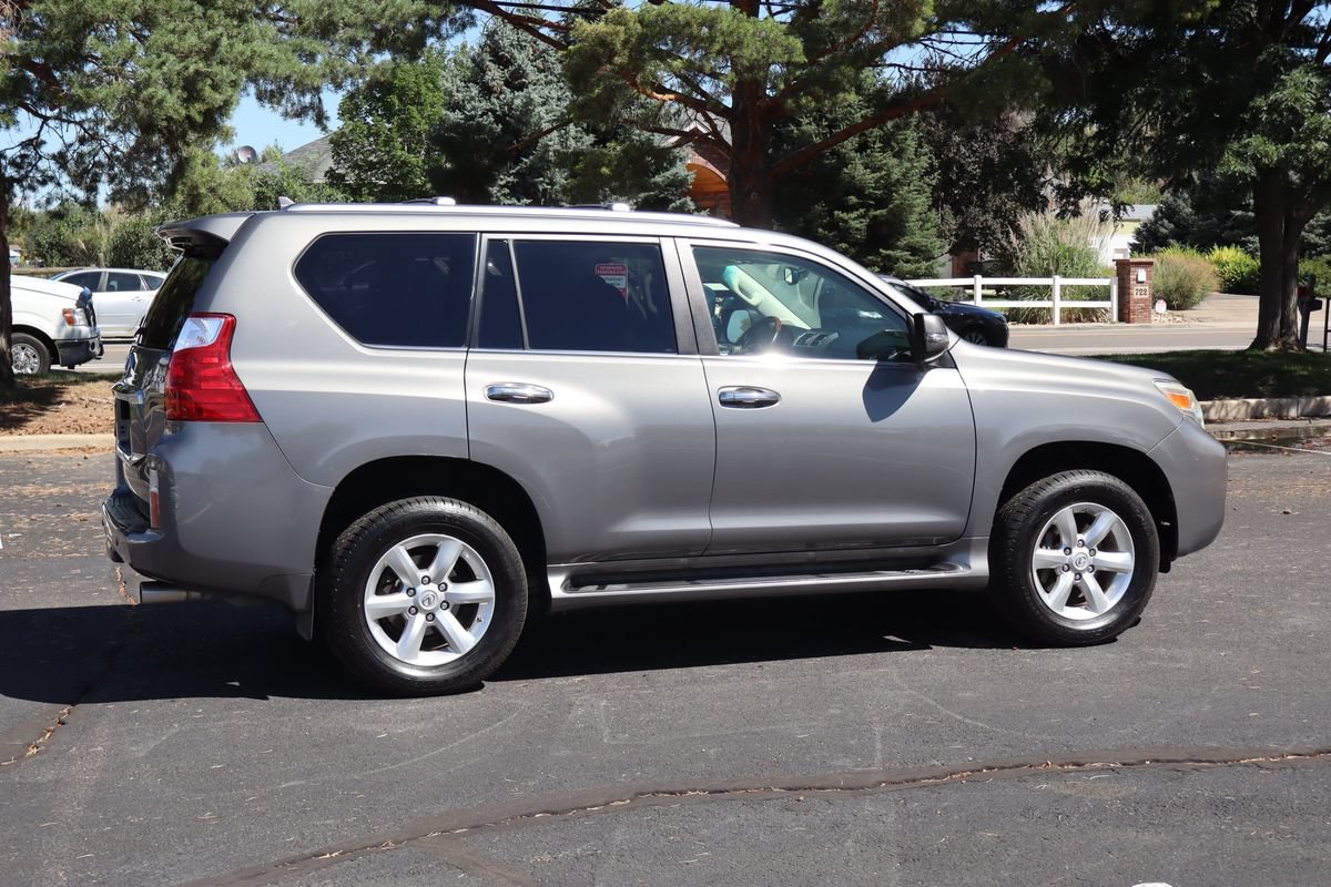 Used 2010 Lexus GX 460 AWD/4WD image 4