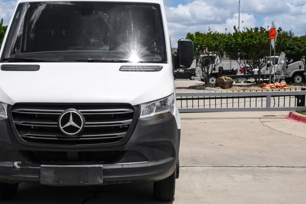 Used 2019 Mercedes-Benz Sprinter 170 Cargo image 36
