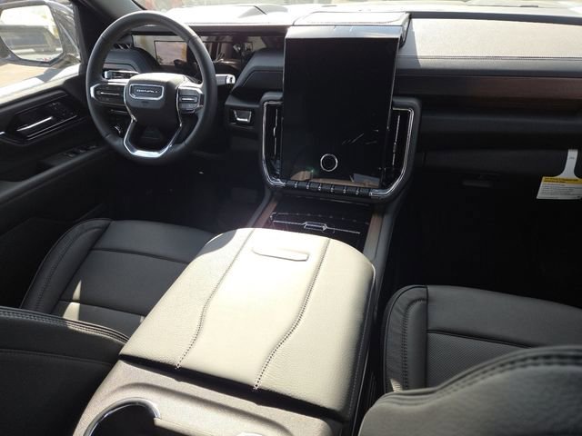 New 2025 GMC Yukon XL Denali w/ Sun & Power Step Package image 30