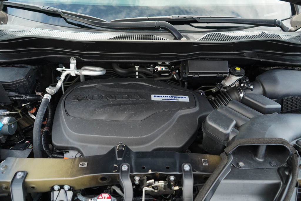 Used 2019 Honda Pilot Touring image 17