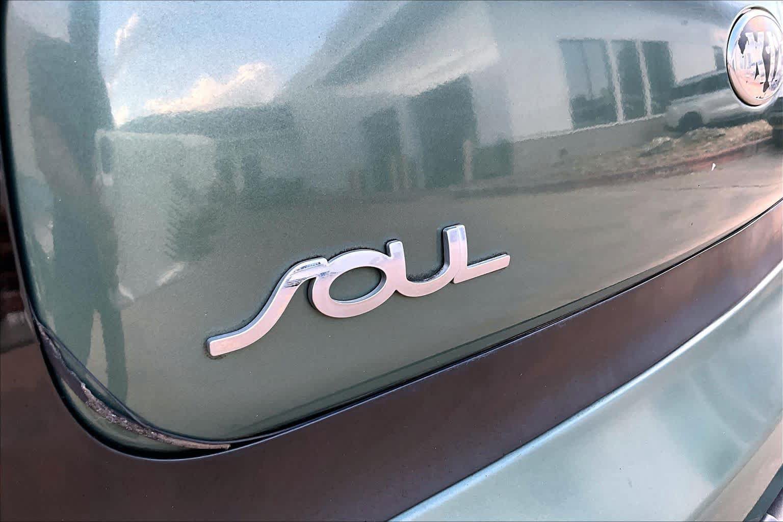 Used 2014 Kia Soul FWD image 28