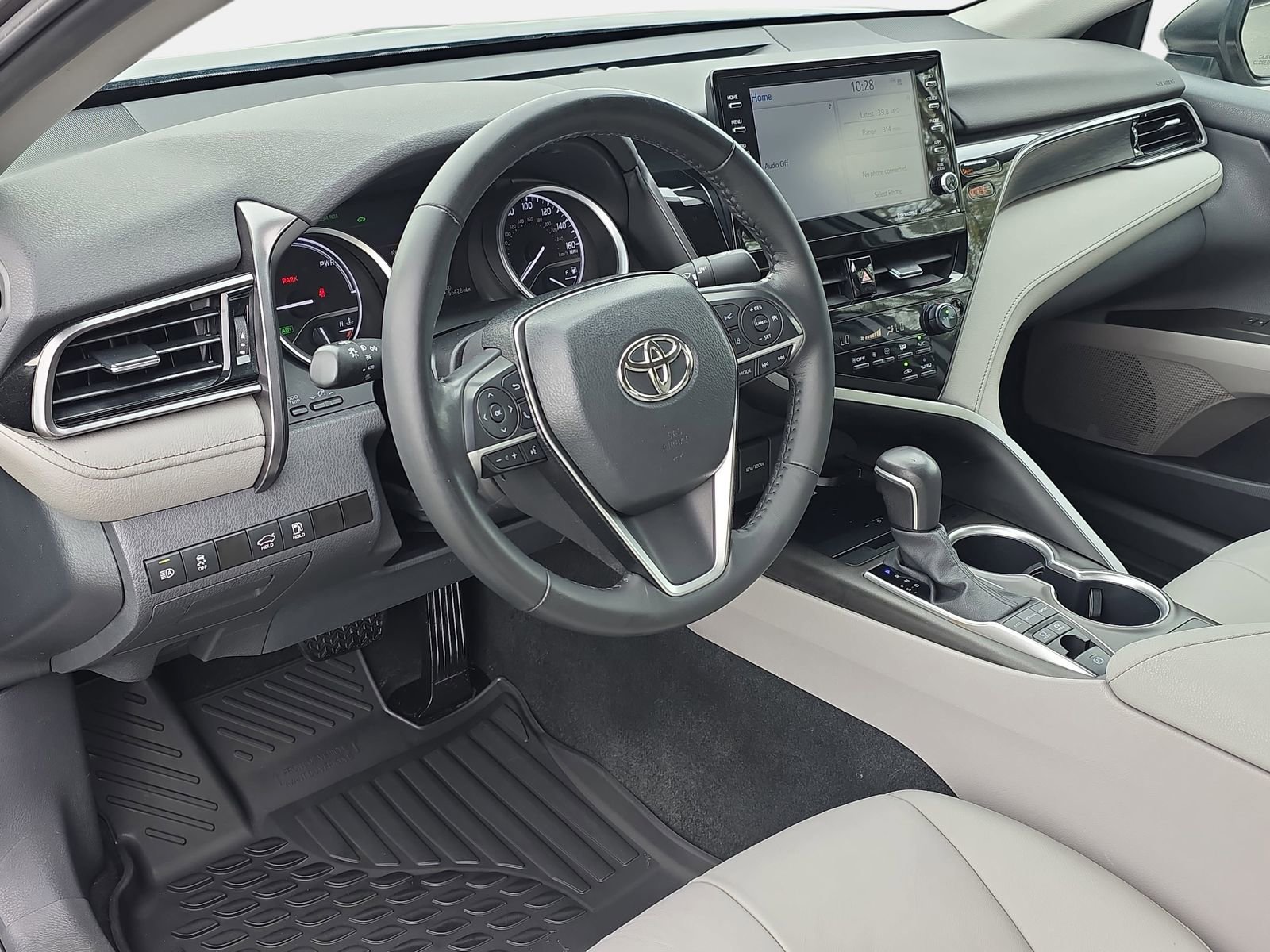 Used 2024 Toyota Camry XLE image 15