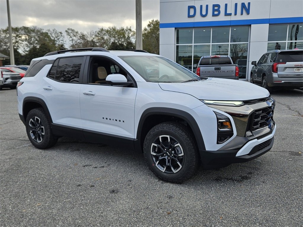 New 2026 Chevrolet Equinox ACTIV w/ Safety and Technology Package image 17