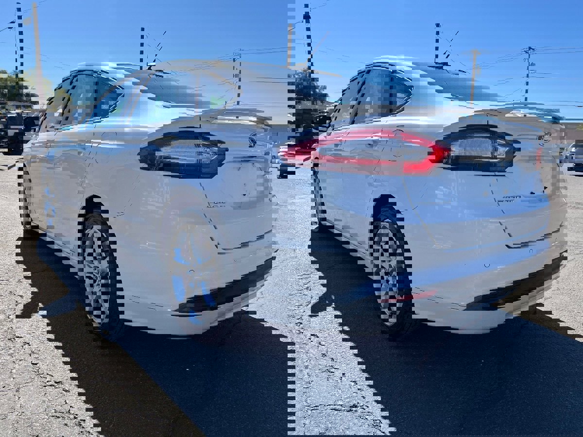 Used 2013 Ford Fusion SE image 7