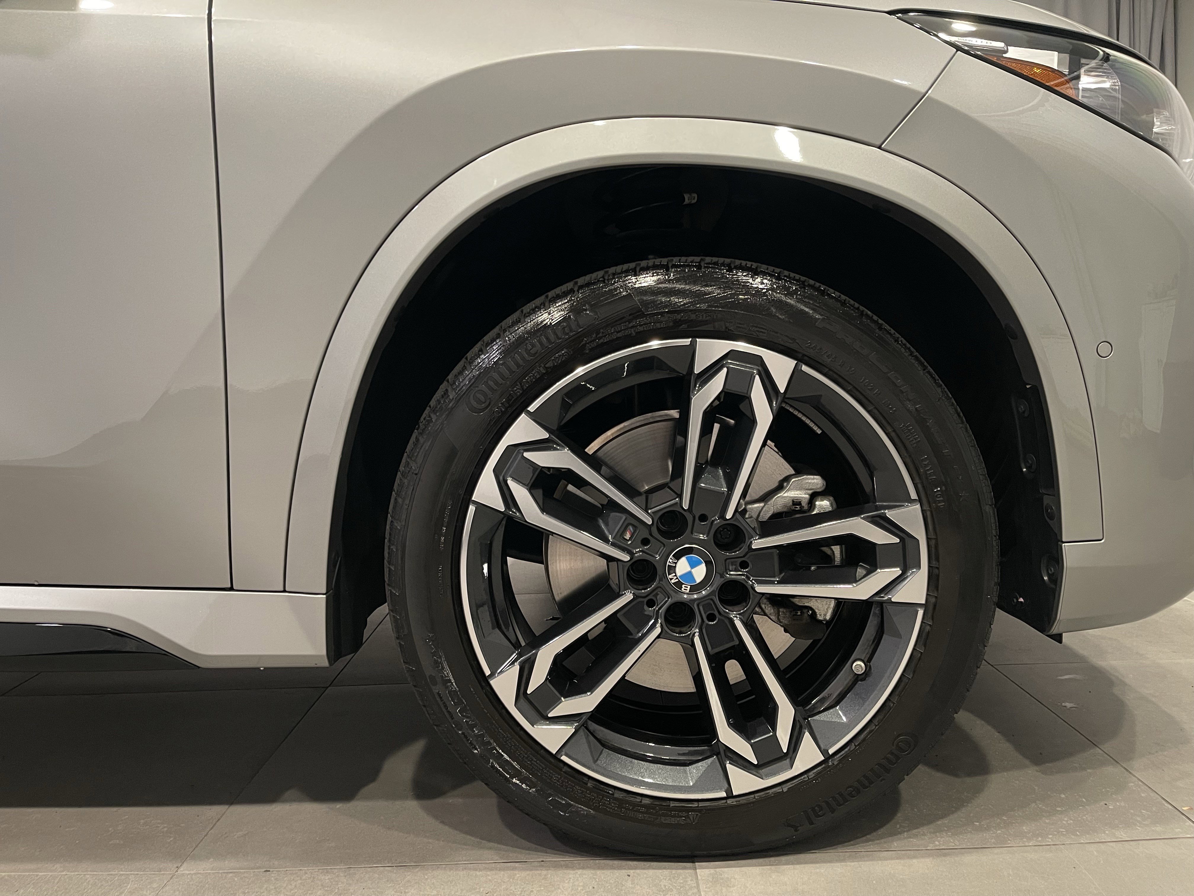 Used 2025 BMW X1 xDrive28i w/ Premium Package image 10