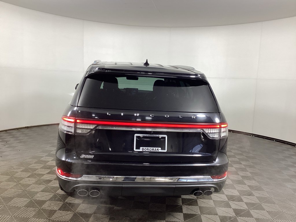 Used 2020 Lincoln Aviator Reserve w/ Equipment Group 201A image 3