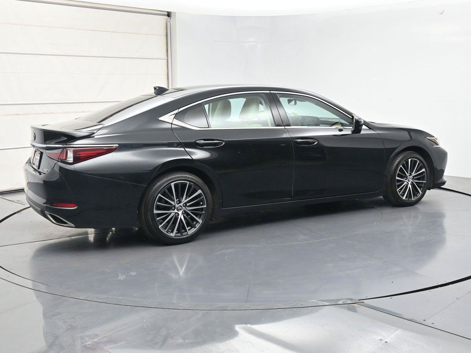 Used 2022 Lexus ES 350 w/ Premium Package FWD image 27