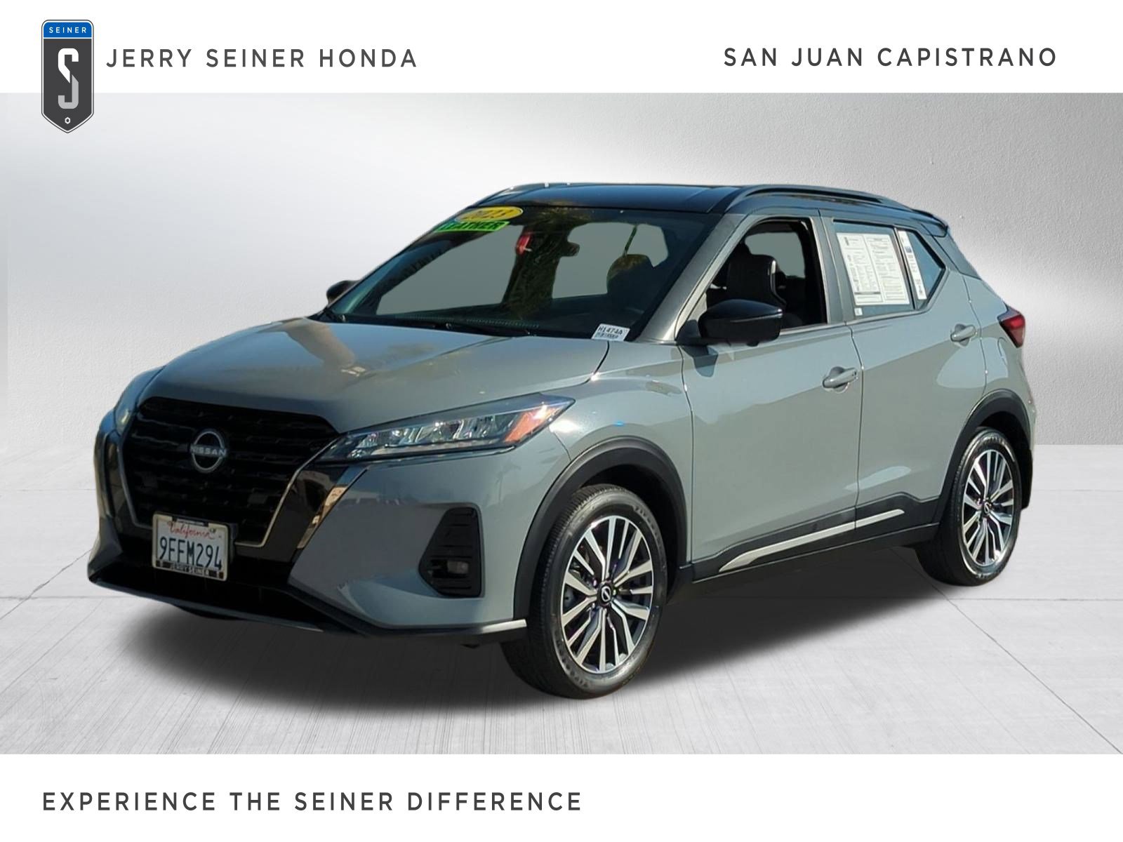 Used 2023 Nissan Kicks SR w/ SR Premium Package image 1