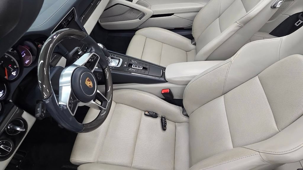 Used 2017 Porsche 911 Turbo S AWD/4WD image 7