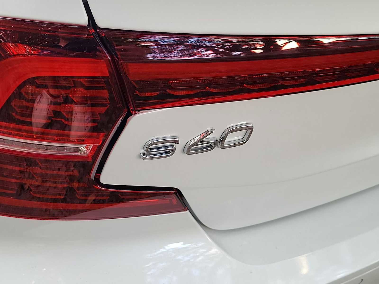 Used 2023 Volvo S60 B5 Ultimate image 21