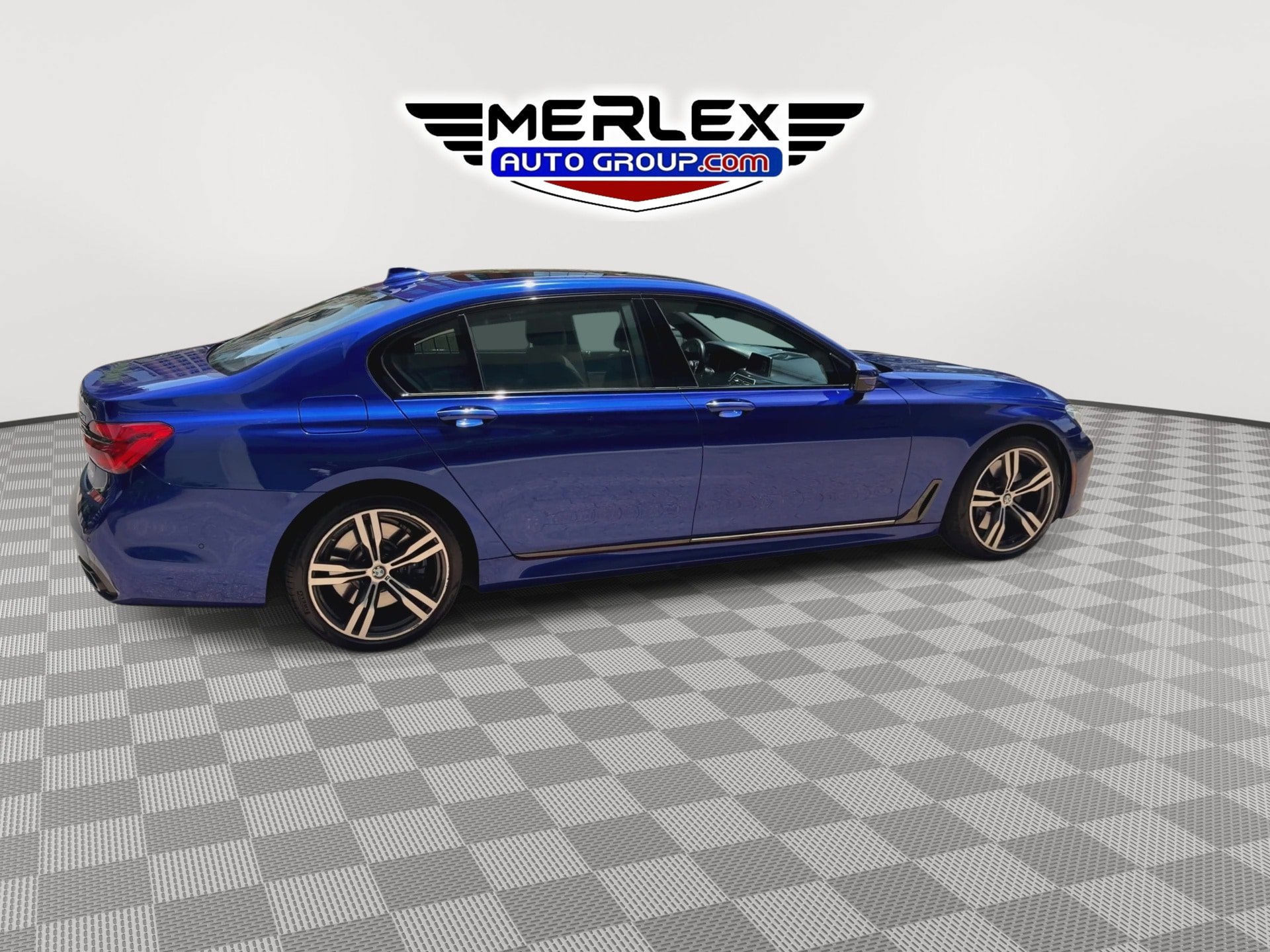 Used 2018 BMW 750i RWD image 8