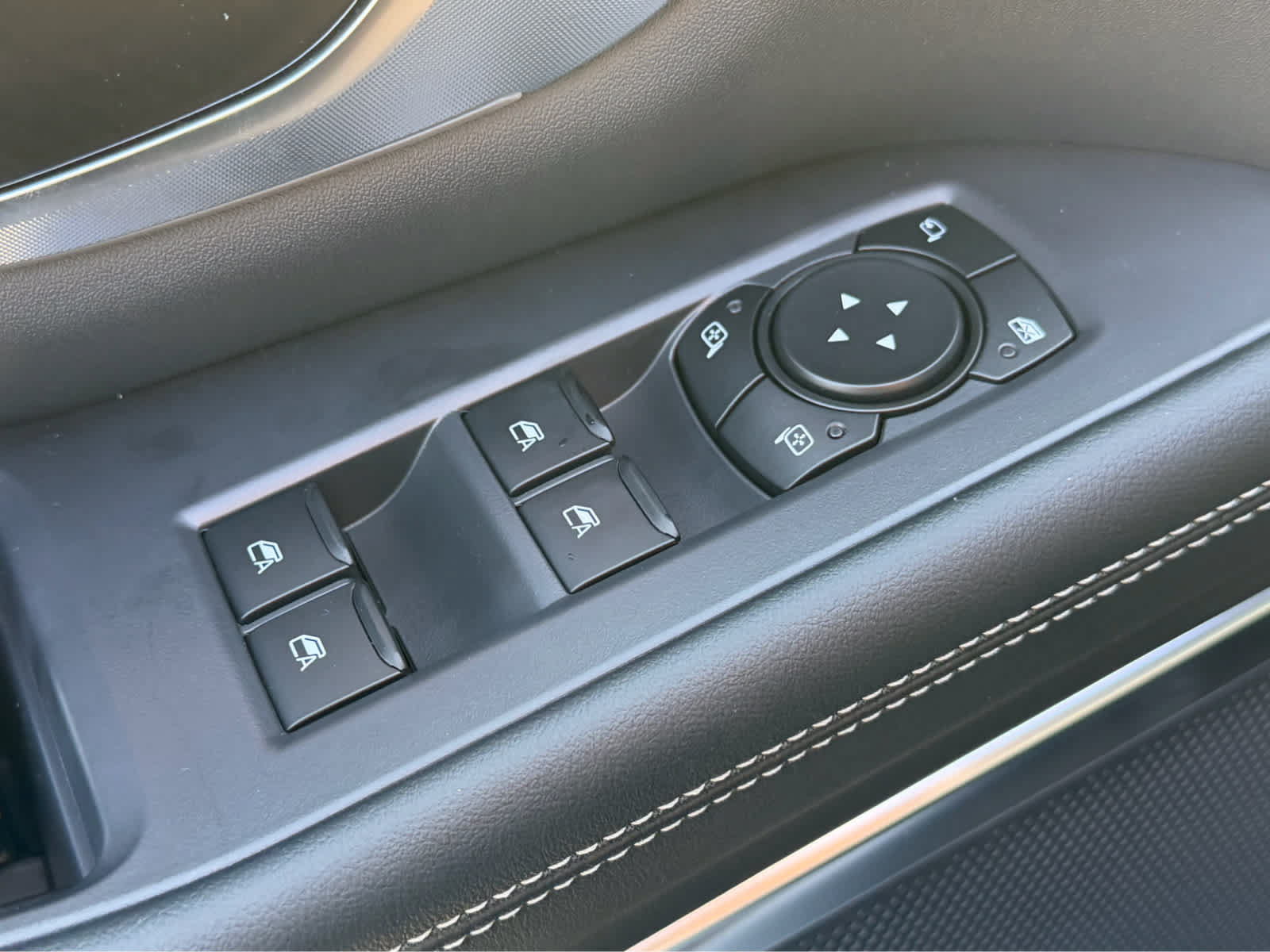 New 2027 Ford Expedition Max Platinum w/ Stealth Appearance Package AWD/4WD image 7