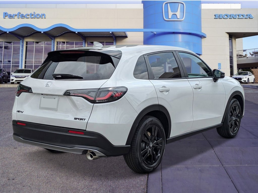New 2026 Honda HR-V Sport image 4