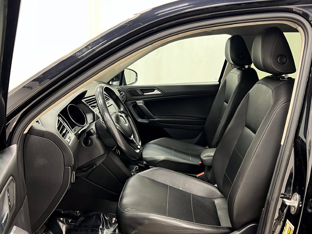 Used 2020 Volkswagen Tiguan SE AWD/4WD image 13