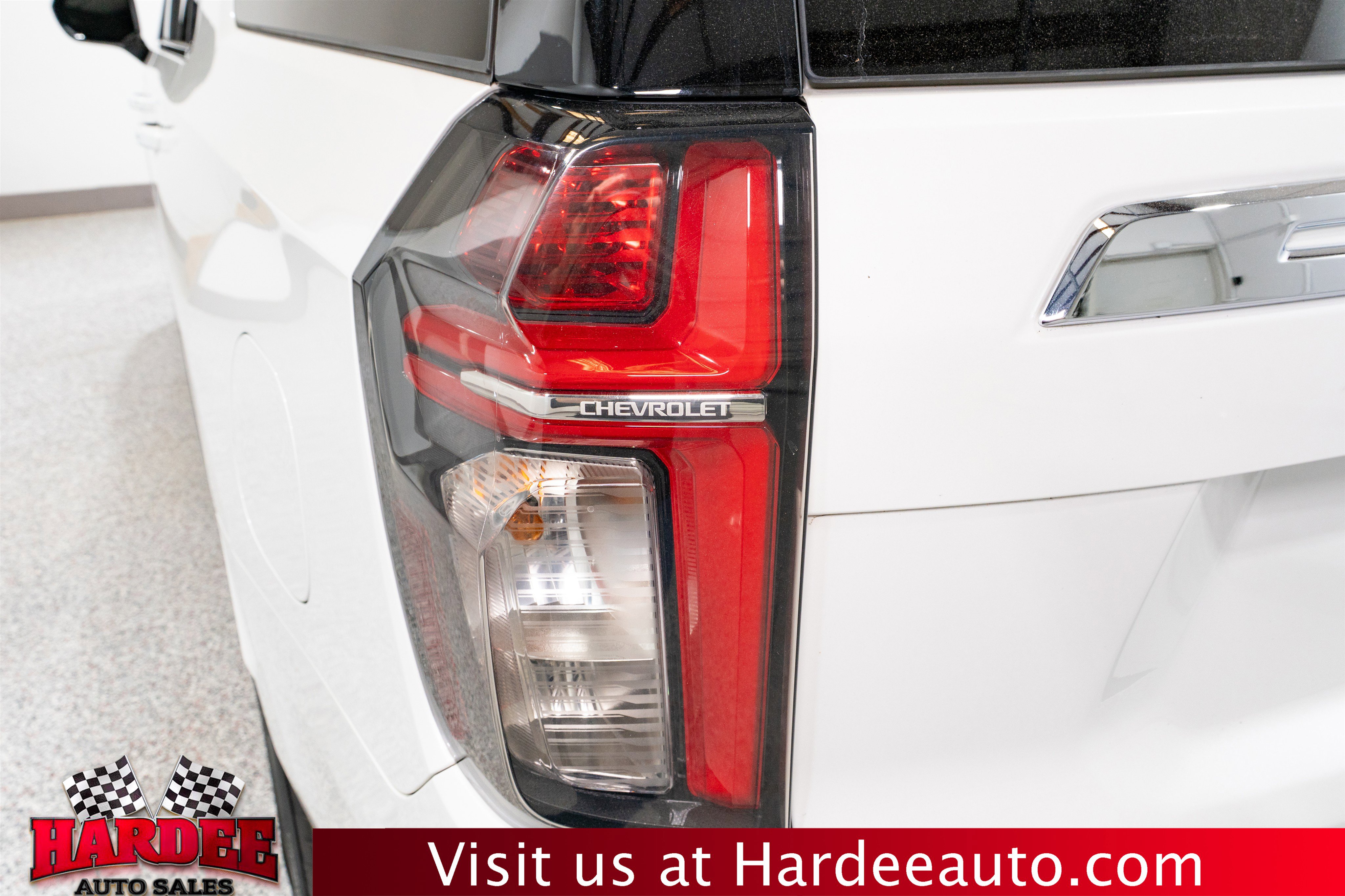 Used 2021 Chevrolet Suburban LT w/ Rear Media and Nav Package AWD/4WD image 9