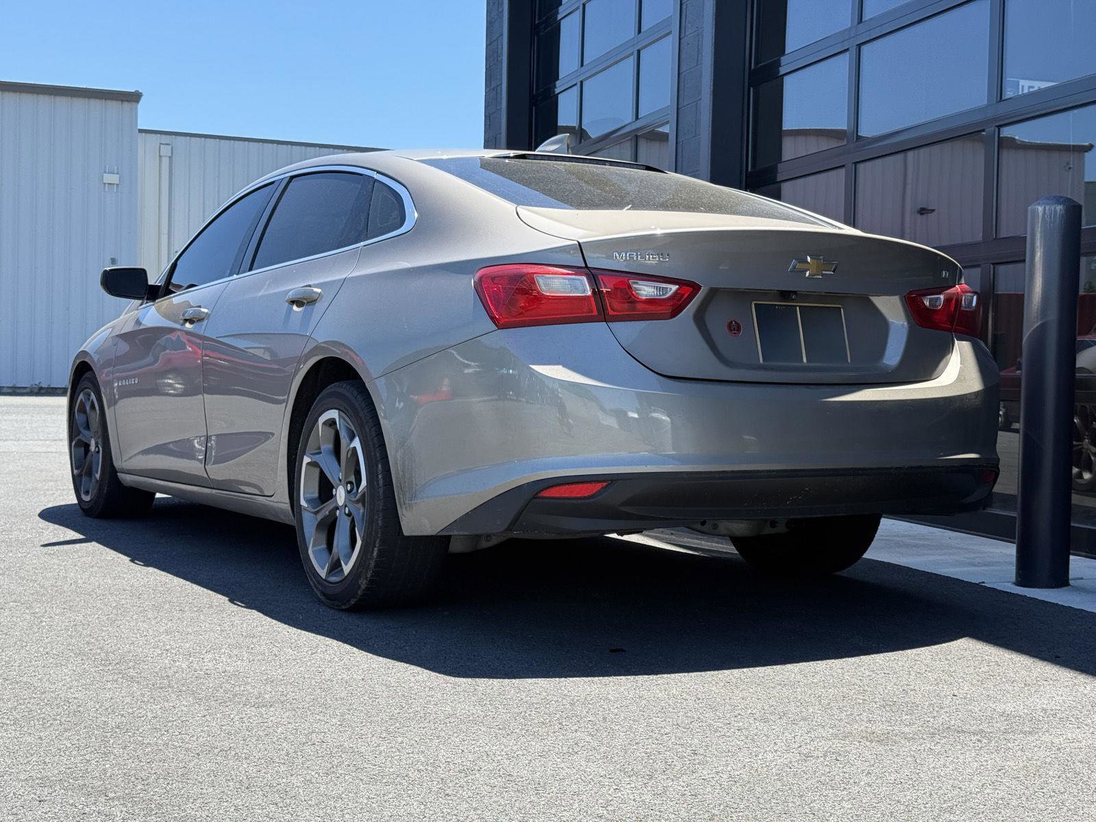 Used 2023 Chevrolet Malibu LT FWD video 3