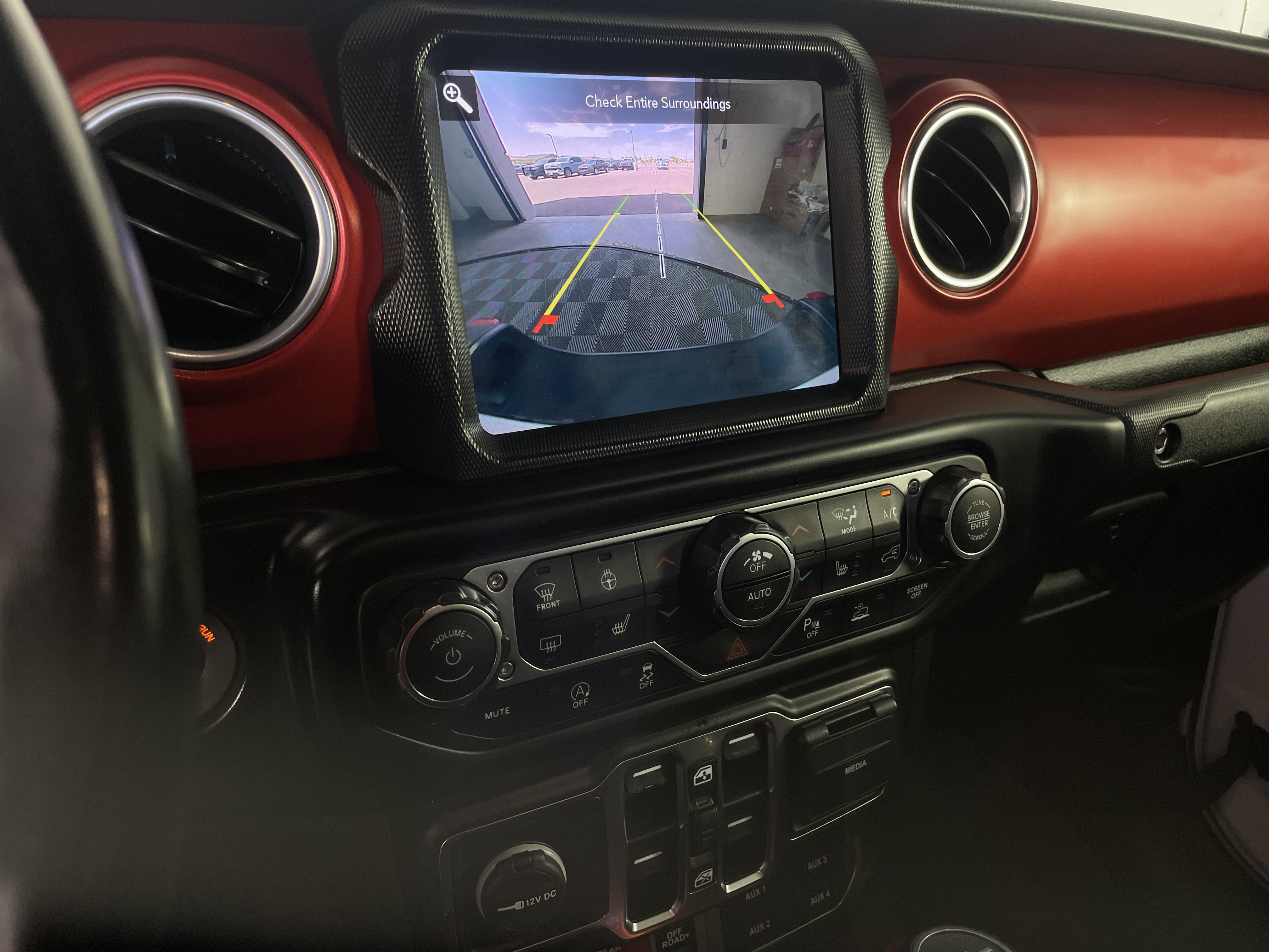 Used 2020 Jeep Gladiator Rubicon AWD/4WD image 16