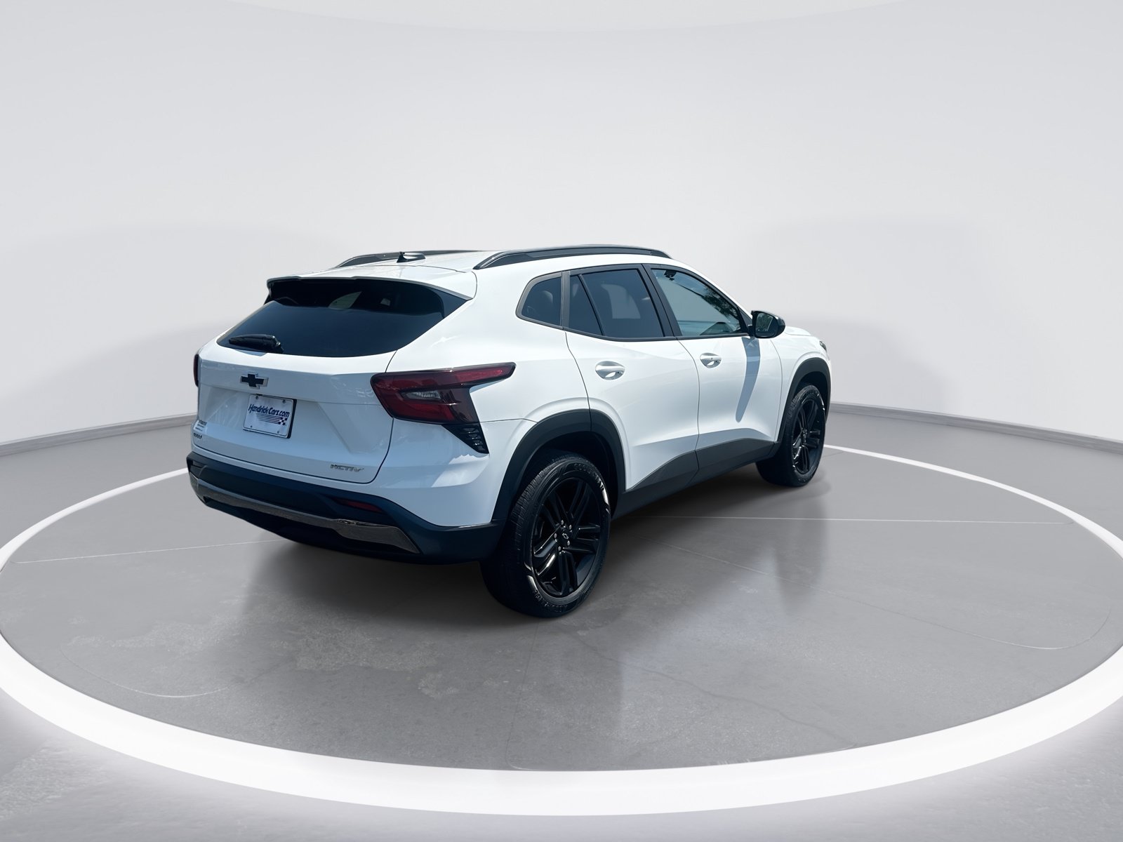 Used 2024 Chevrolet Trax ACTIV FWD image 9