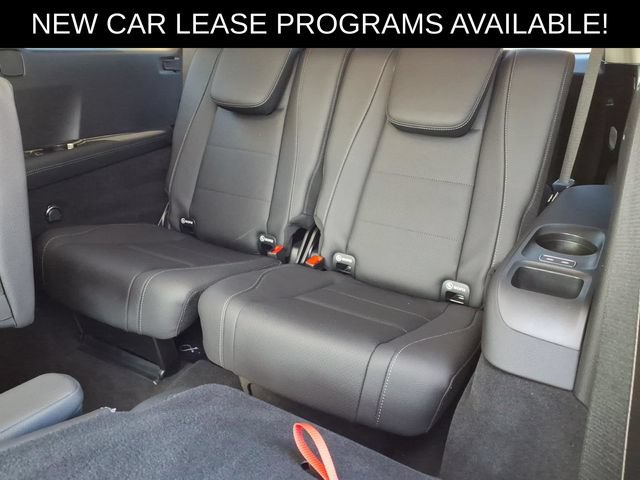 Certified 2026 Mercedes-Benz GLS 450 4MATIC image 18