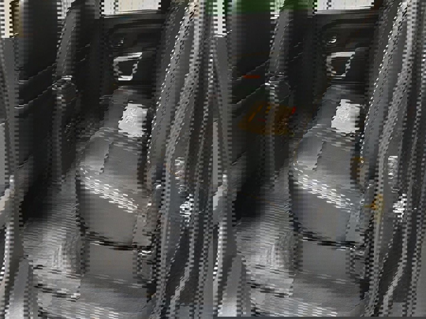 Used 2016 Nissan Titan PRO-4X image 19