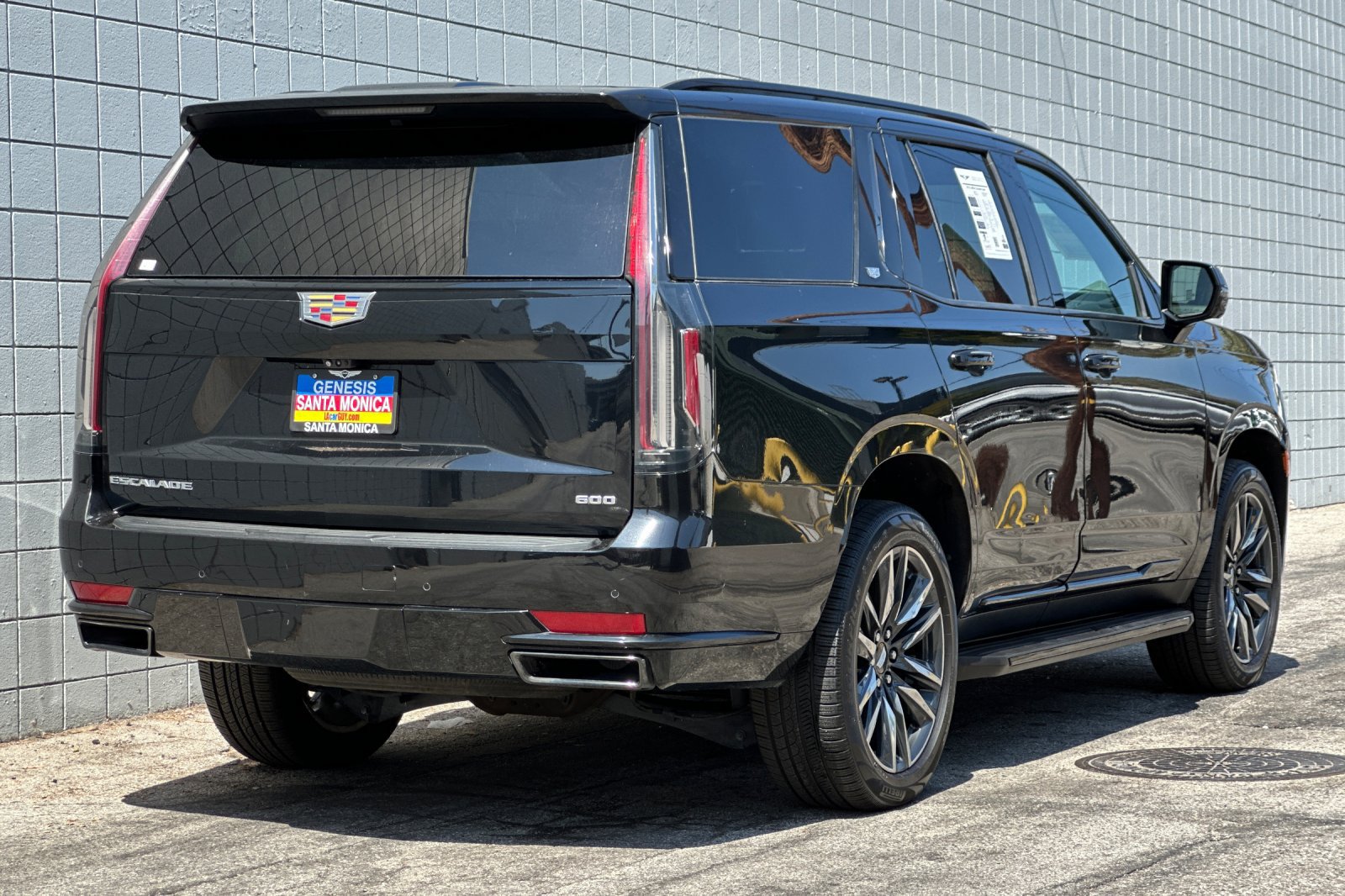 Used 2023 Cadillac Escalade Sport AWD/4WD image 4