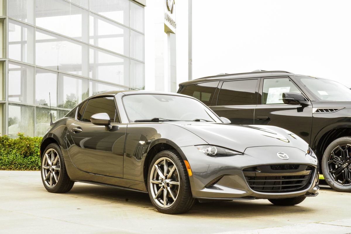 Used 2023 MAZDA MX-5 Miata Grand Touring w/ Weather Package RWD image 4