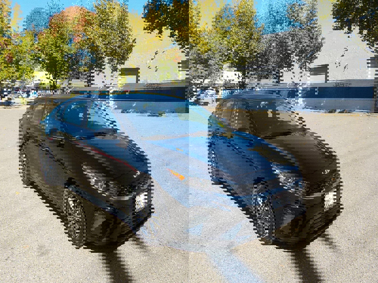 Used 2023 Kia Forte LXS image 4