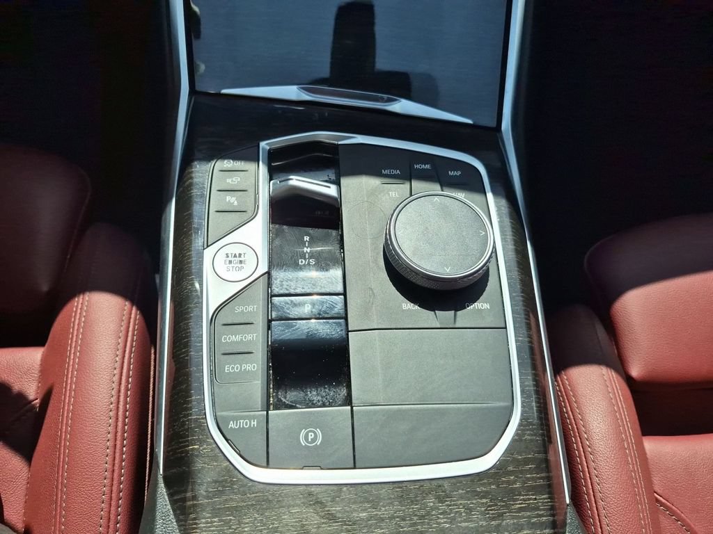 Used 2023 BMW M340i RWD image 27